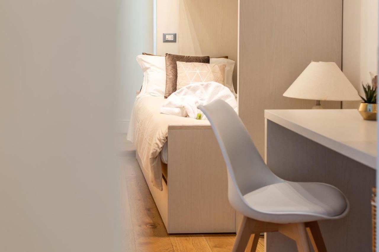 Ferienwohnung E Quindi Uscimmo A Riveder Le Stelle Florenz Exterior foto